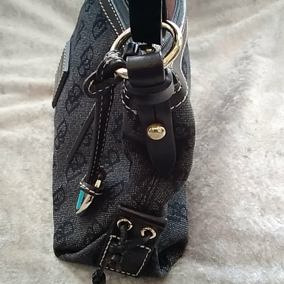 Dooney & Bourke Purse - Picture 7 of 12